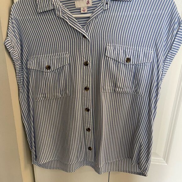 🔵 Ladies blue vertical stripe button down shirt size SM - Picture 6 of 7